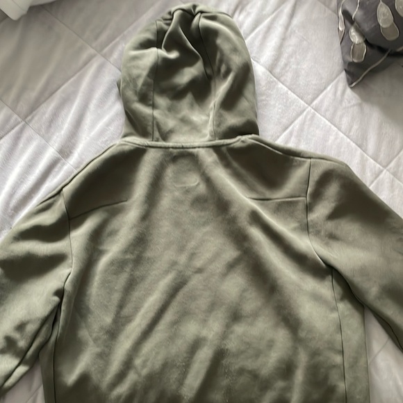 Olive green nike tech fleece (Top) size Medium (Men’s) - Picture 2 of 3